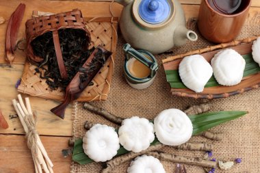 Mochi Japon tatlı köftesi soya fasulyesi lezzetli.