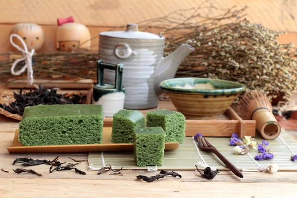 Green tea cake japanese dessert and green tea — Stock Photo, Image