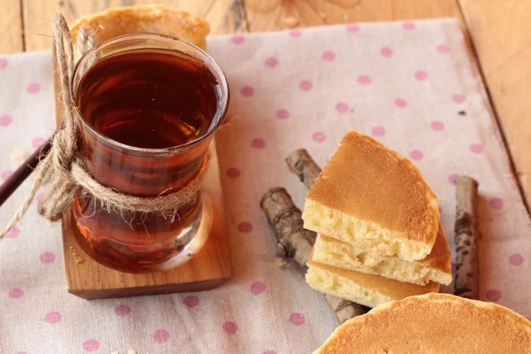 Sweet pancake with honey of delicious. — Stock Photo, Image