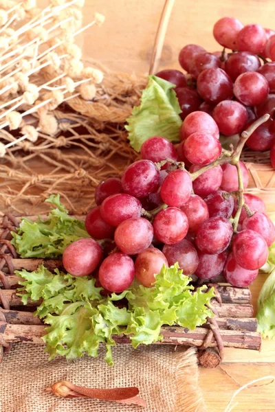 Bunch of grapes fruit  juicy fresh delicious. — Stock Photo, Image