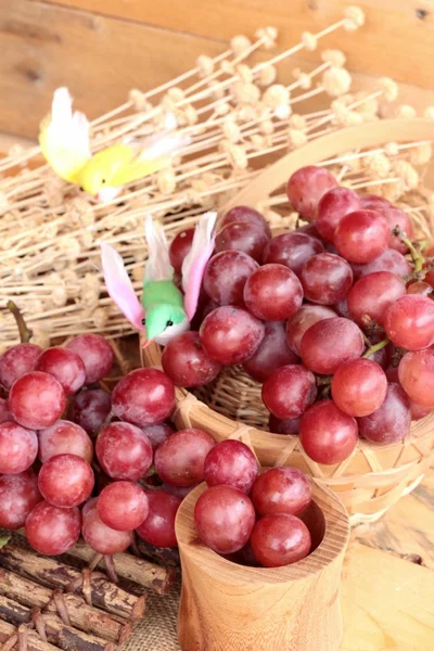 Куча винограда сочные свежие вкусные . — стоковое фото