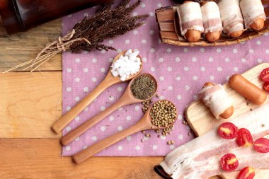  Ham pastırma yağ lezzetli sosis sarılı.