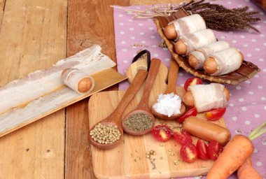  Ham pastırma yağ lezzetli sosis sarılı.