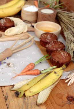 Muzlu Kek lezzetli ve muz pasta yapmak ile olgun.