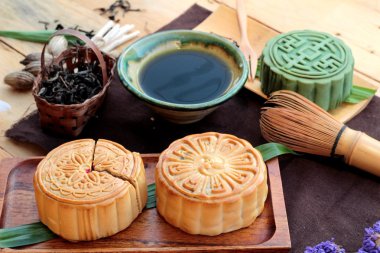 Festival moon pasta ve çay - Çin tatlı lezzetli.