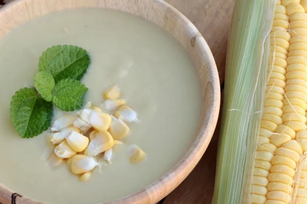 Corn soup of delicious and fresh corn .