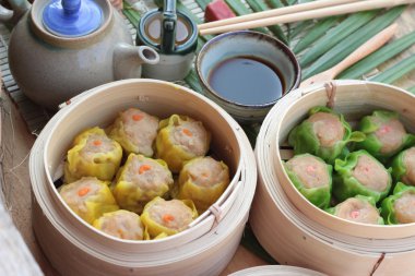 Çin böreği sıcak çay lezzetli haşlanmış