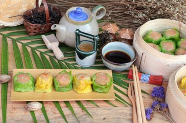 Çin böreği sıcak çay lezzetli haşlanmış