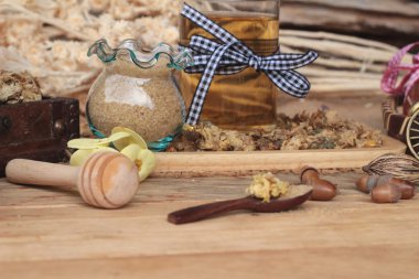 Çin Kasımpatı çiçeği çayı içecek lezzetli için.