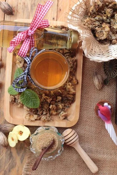 Crisantemo cinese tè di fiori per bere delizioso . — Foto Stock