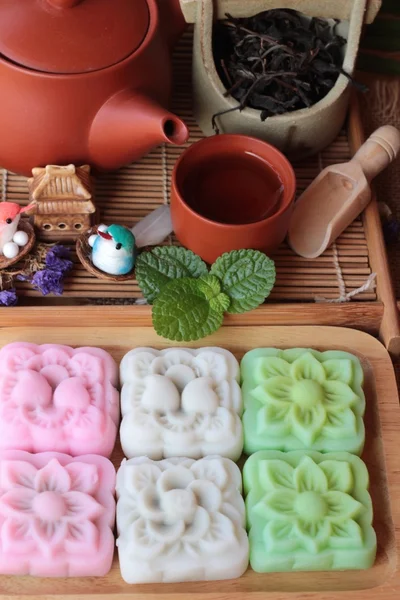 Mochi japońskiej deser i gorącej herbaty pyszne. — Zdjęcie stockowe