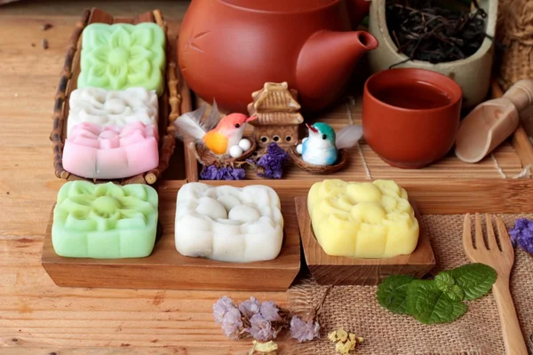 Mochi japońskiej deser i gorącej herbaty pyszne. — Zdjęcie stockowe
