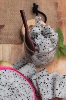 Dragon meyve ve lezzetli smoothie.