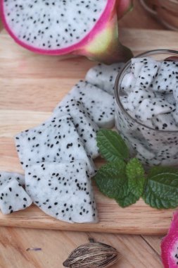 Dragon meyve ve lezzetli smoothie.