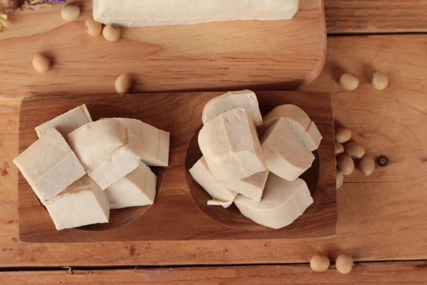 Tofu for cooking and soybean seed. — Stock Photo, Image
