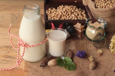 Soya sütü soya tohumu.