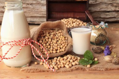 Soya sütü soya tohumu.