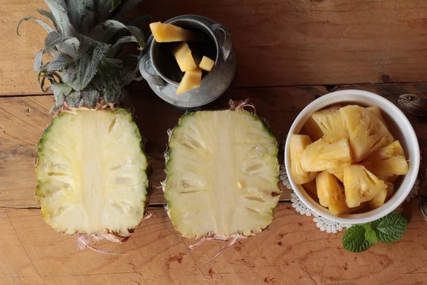 Pineapple sweet fruit delicious on wood background. — Stock Photo, Image