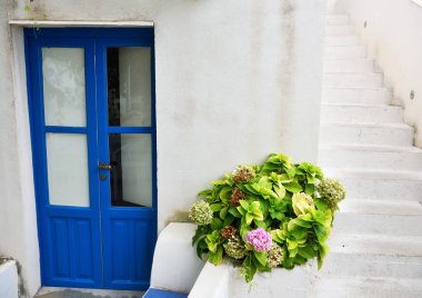  San Gregorio 'nun sahil köyü. Capo d' Orlando Sicilya kıyısı yakınlarında.