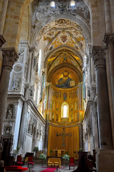 Interiören Basilika Cathedral Transfiguration Bysantinsk Arabisk Normandisk Stil September 2020 — Stockfoto