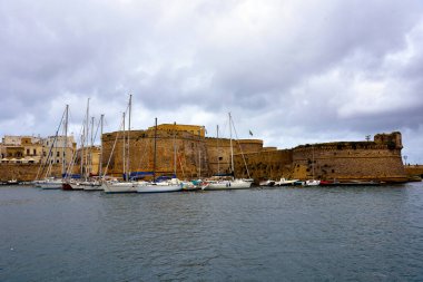 Angioino Aragonese Kalesi Gelibolu, Salento, İtalya