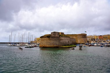Angioino Aragonese Kalesi Gelibolu, Salento, İtalya