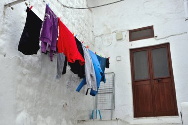 İtalya 'nın Puglia, Ostuni köyündeki tipik evler