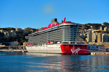 Scarlet Lady, ABD 'li Virgin Voyages şirketinin bir yolcu gemisi. Ligurian limanına demirlemiş ilk gemi ve amiral gemisidir. 13 Aralık 2020 Cenova İtalya