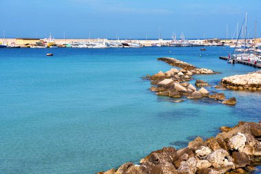 Otranto, İtalya 'nın güzel sahil manzarası