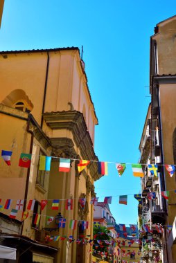 Eski binalarıyla Sorrento 'nun tarihi merkezi.
