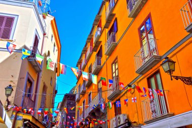 Eski binalarıyla Sorrento 'nun tarihi merkezi.