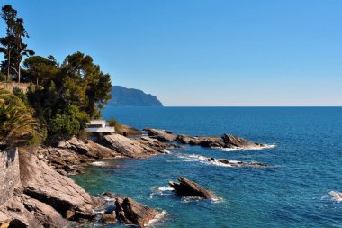 Genoa nervi italy 'nin güvertesinden görünen sahilin panoraması