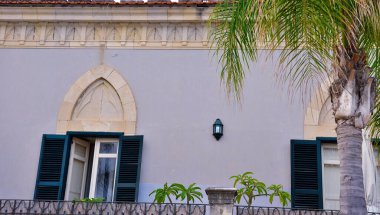 Ragusa Sicilya limanında öncü olarak.