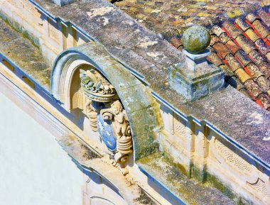 Sicilya İtalya 'daki tarihi yapıya bir göz atalım.