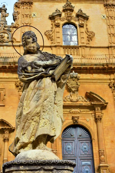 Statue Fuori Dal Duomo San Pietro San Pietro Modica Sicilia — Foto Stock