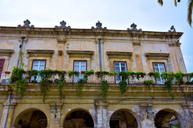 Salemi (1631 'den 1640' a kadar), karakteristik giriş kapıları 19 Eylül 2018 Modica İtalya