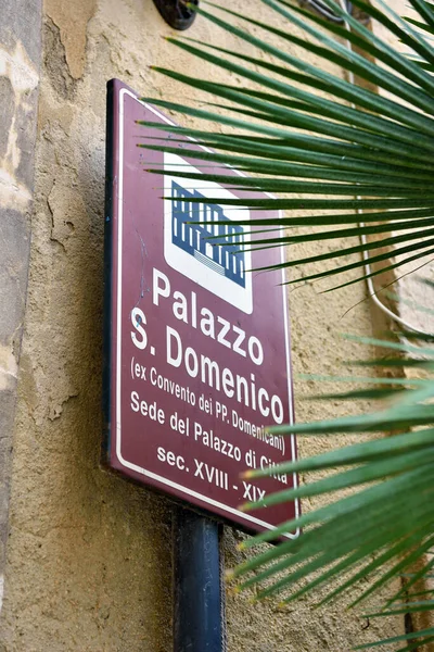 Señal Indicación Para Los Turistas Para Palacio San Domenico Septiembre — Foto de Stock
