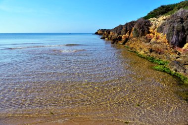 Punta Braccetto plajında gün batımı, ragusa, Sicilya, İtalya