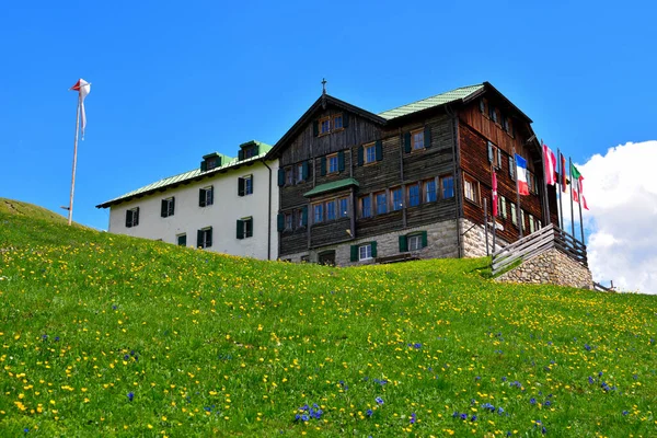 Genova Refuge Built 1898 Located Alpine Prairie 2306 Sass Putia — Stock Photo, Image