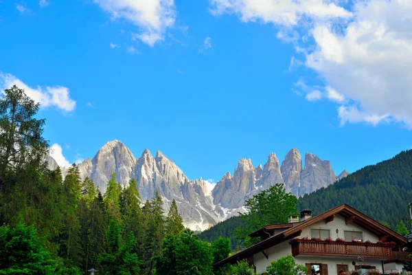 Parco Naturale Odle Puez Val Funes Dolomiti Italia — Foto Stock