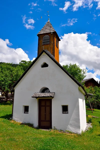Pequeña Iglesia Maddalena Panorama Val Funes Sur Tyrol Italia — Foto de Stock
