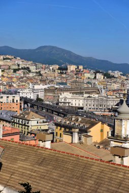  Liman ve şehir panoraması 08 Mayıs 2021 Cenova İtalya