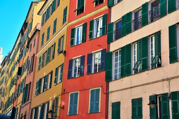 Charakterystyczne Kolorowe Zabytkowe Domy Genua Włochy — Zdjęcie stockowe