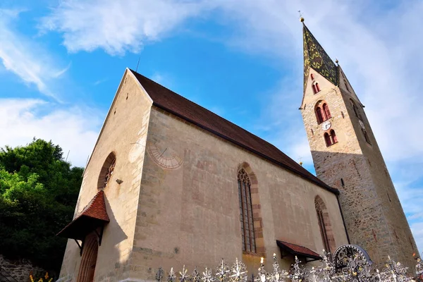 Iglesia Parroquial Santo Stefano Junto Cementerio Villandro South Tyrol Italia — Foto de Stock