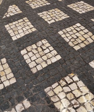 Sintra Lizbon Portekiz 'in tarihi merkezinde dekoratif bir tasarıma sahip parke taşı