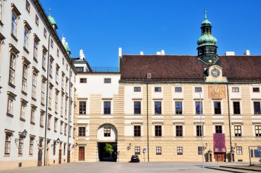 Hofburg Sarayı, Viyana üzerinde mimari sanatsal dekorasyon; Avusturya