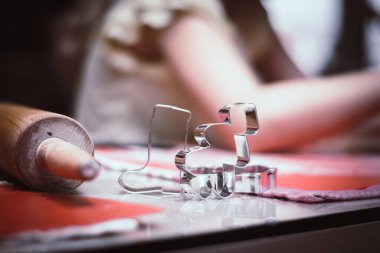 Noel atmosferinde rulo ve yemek şekilleri