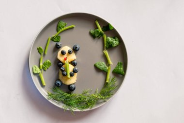 meyve ve sebze yaratıcı fikirler, panda ve bitkiler