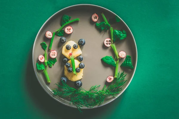 fruit and vegetable creative ideas, panda and plants