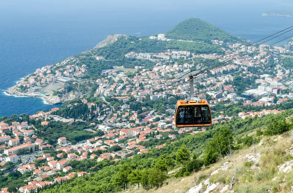 Cableway over Dubrovnik city — Stock Photo, Image